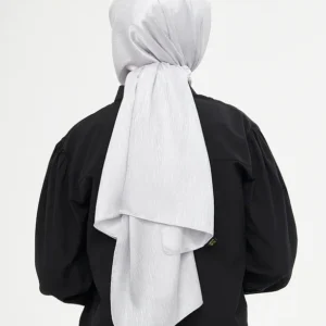 Hijab - Metallisk Satin Slöja - Silver - Image 4