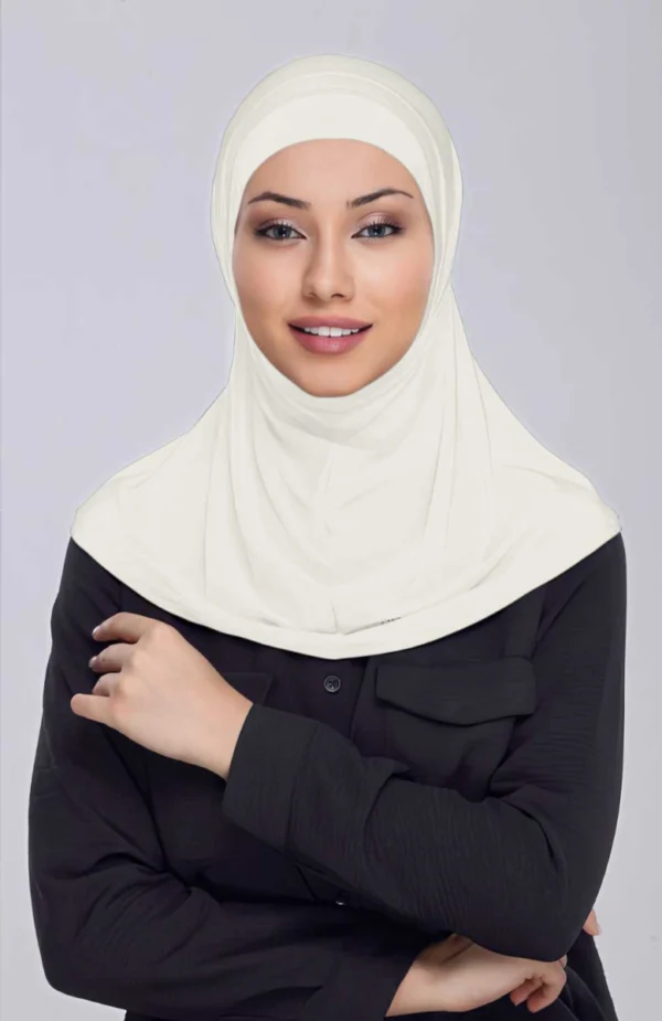 Benilly-Amira-tvadelat-hijab-8.webp