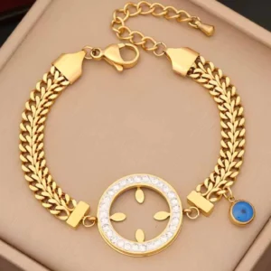 “Guldarmband i rostfritt stål med minimalistisk design” “Elegant unisex armband i guldfinish för vardag och fest” “Hållbart armband i rostfritt stål med lyxig guldfärg”