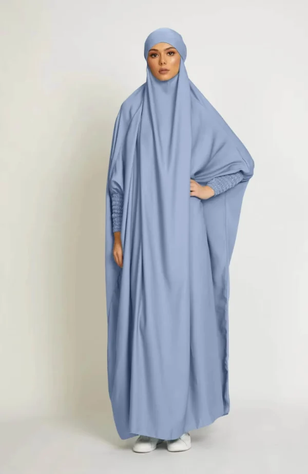 Benilly-En-Del-Jilbab-Abaya-Ljusbla.webp