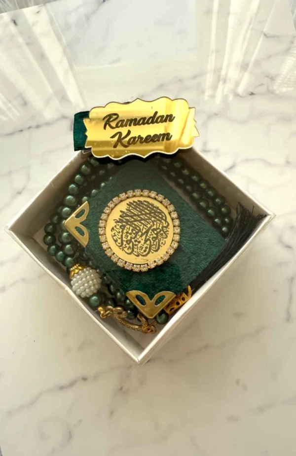 Mörkgrönt radband och sammetbok – elegant Ramadanpresent Ramadanpresent med misbaha och liten bönbok Andlig gåva för Ramadan och Eid – radband och sammetbok