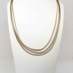 Trefärgad halskedja i rostfritt stål med silver, guld och roséguld Elegant smycke för kvinnor – hållbar och allergivänlig halskedja Halskedja trefärgat rostfritt stål – perfekt till vardag och fest