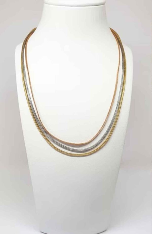Trefärgad halskedja i rostfritt stål med silver, guld och roséguld Elegant smycke för kvinnor – hållbar och allergivänlig halskedja Halskedja trefärgat rostfritt stål – perfekt till vardag och fest