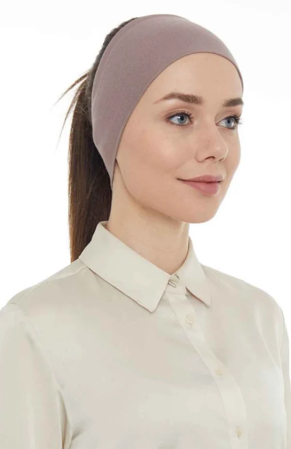 Benilly-Halv-Bonnet-i-Viskos-Bomull-Morkbeige.webp