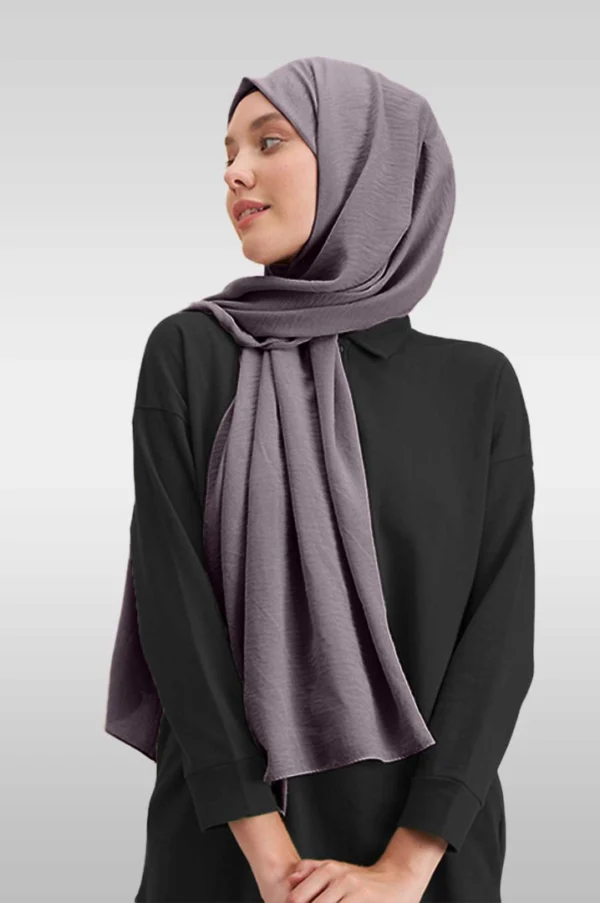 Jazz Sjal Hijab Färgkod 01 i mjukt jazz-tyg med elegant fall Elegant hijab i grått – perfekt för Ramadan och vardag Modest och stilren slöja för festliga tillfällen