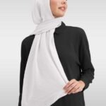 Jazz sjal hijab färgkod 07 i lätt och luftigt jazz-tyg Elegant hijab i jazz-tyg – perfekt för Ramadan och vardag Mångsidig Jazz hijab som passar bön och festliga tillfällen