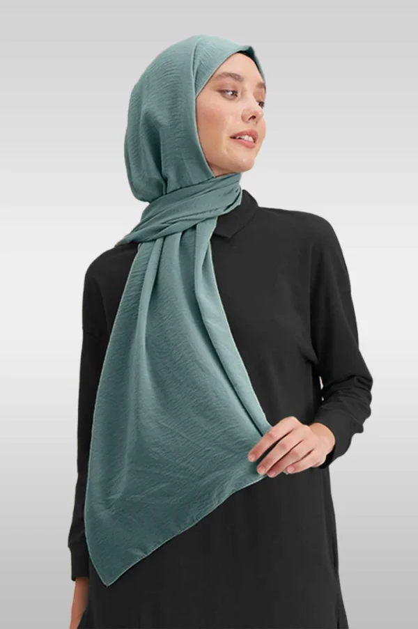 Jazz Sjal Hijab i mörkgrön med mjukt fall Mörkgrön hijab i lätt och luftigt jazz-tyg Elegant jazz hijab mörkgrön för Ramadan