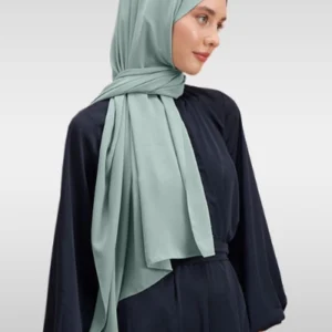 Medina Silk Hijab - Mint Grön - färgkod 11 - Image 3