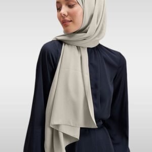 Medina Silk Hijab - Salvigrön - Färgkod 15 - Image 4