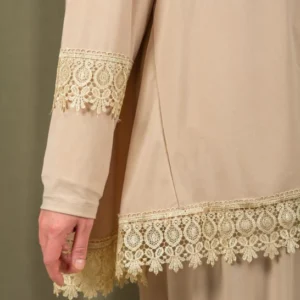 Tvådelat set bönkläder med spetsdetaljer - Cashew biege - Image 6