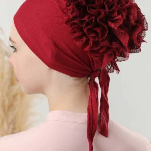 Underslöja med spets och extra volym - Mörkröd - Image 4