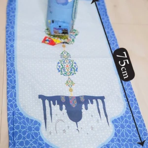 Gåvoset pojke bönematta med radband - Image 7