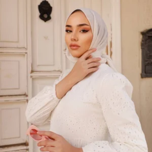 Långärmad Klänning Med Broderie Anglaise - Vit - Image 4